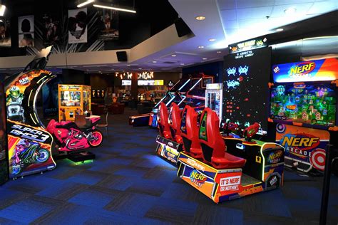 arcade entertainment definition.